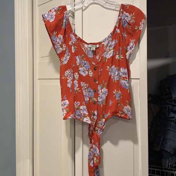 American Eagle Outfitters Tops - AE top